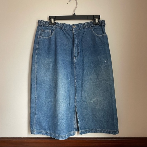 Star Wear Jeans Dresses & Skirts - Vintage Y2K Blue Knee Length Denim Skirt with Slit and Braided Belt Detail